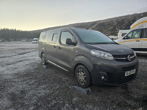 Campervan glass for vauxhall